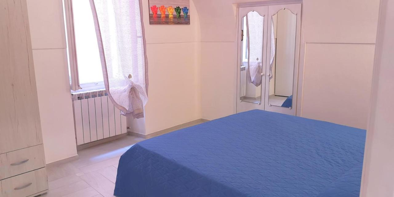 A Casa Di Fede Lägenhet Dolceacqua Exteriör bild