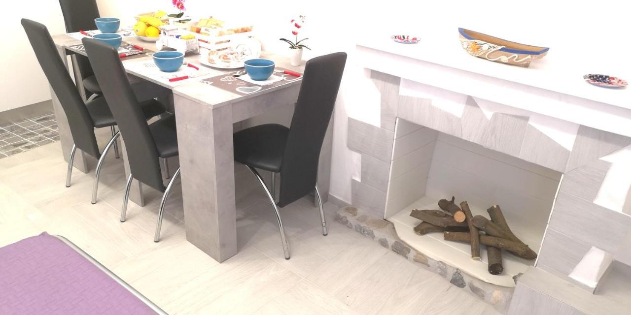 A Casa Di Fede Lägenhet Dolceacqua Exteriör bild