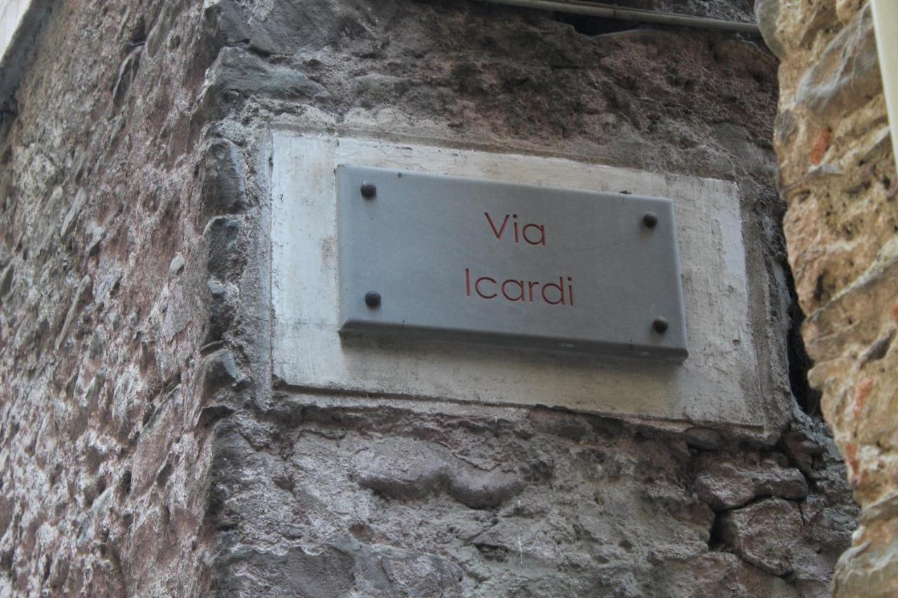 A Casa Di Fede Lägenhet Dolceacqua Exteriör bild