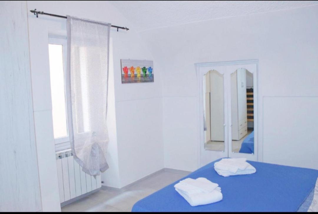 A Casa Di Fede Lägenhet Dolceacqua Exteriör bild