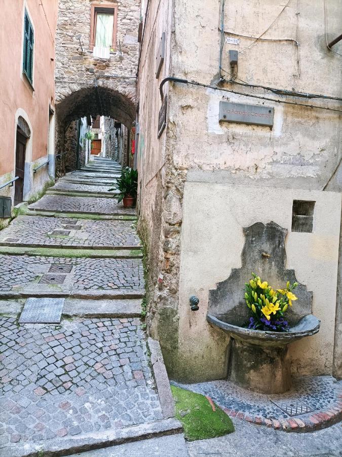 A Casa Di Fede Lägenhet Dolceacqua Exteriör bild